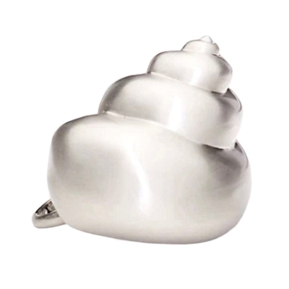 KATE SPADE • Under The Sea Shell Silver Statement Ring - Picture 4 of 5